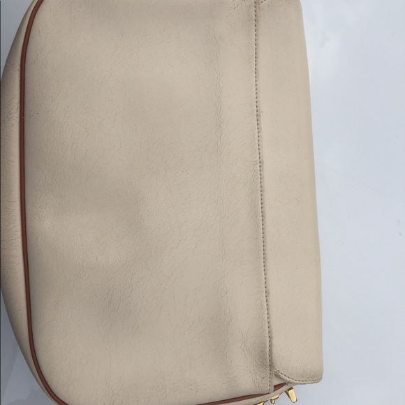 Givenchy handbag - Picture 2 of 7